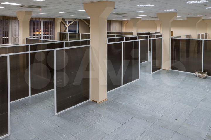 Офисное помещение, 824 м²