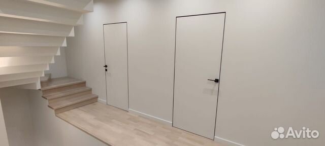 Скрытые двери invisible с черной кромкой