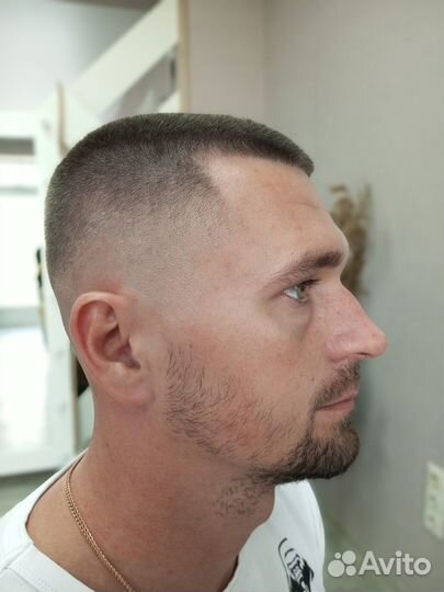 Парикмахер. Стрижки мужские и женские