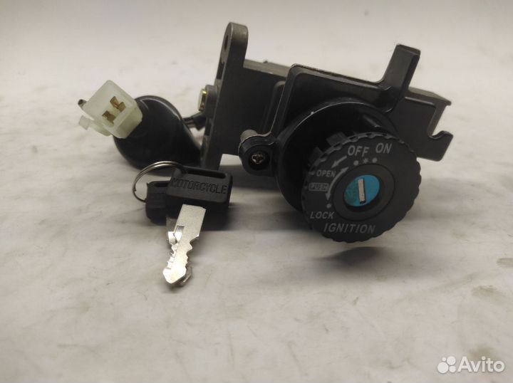 Замок зажигания скутер Yamaha BWS 100