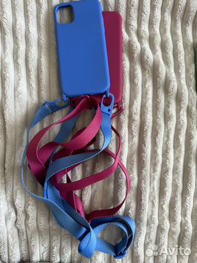 Чехлы на iPhone 11