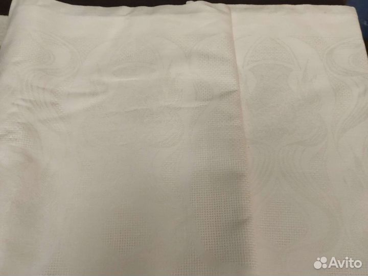 Скатерть льняная новая