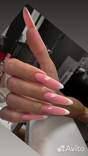 Модель на коррекцию ногтей