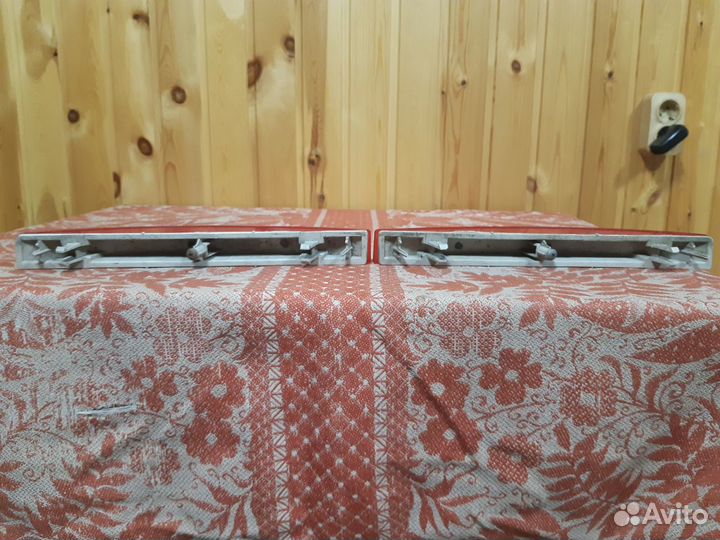 Отражатель,туманка заднего бампера Infinity Fx35