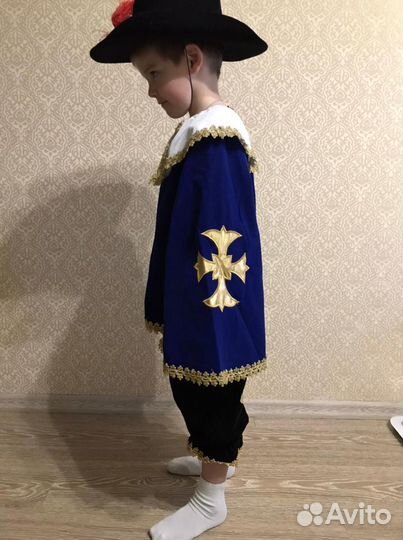 Костюм мушкетера карнавальный