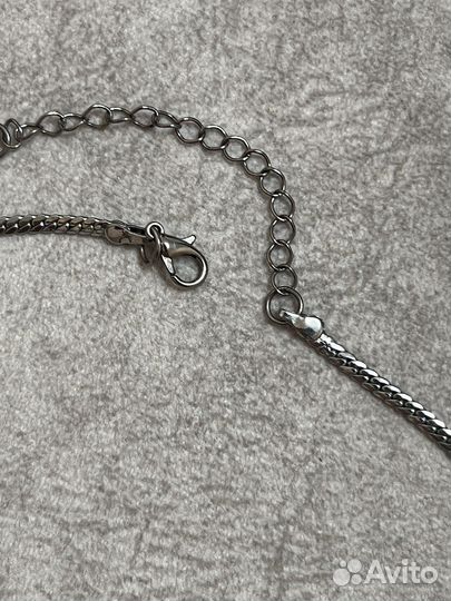 Ожерелье с крупными камнями