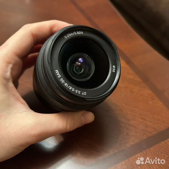Объектив sony DT 18–55мм F3.5–5.6 SAM II