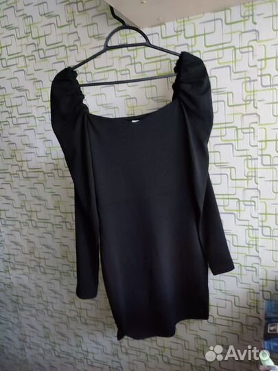 Чёрное платье