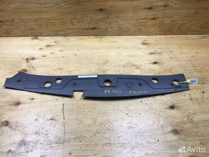 Накладка перед. renault megane 2