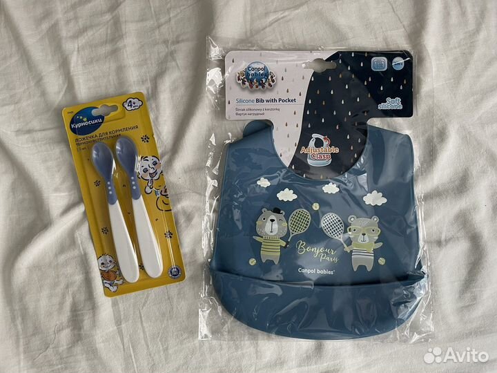 Нагрудник canpol babies и ложки для кормления