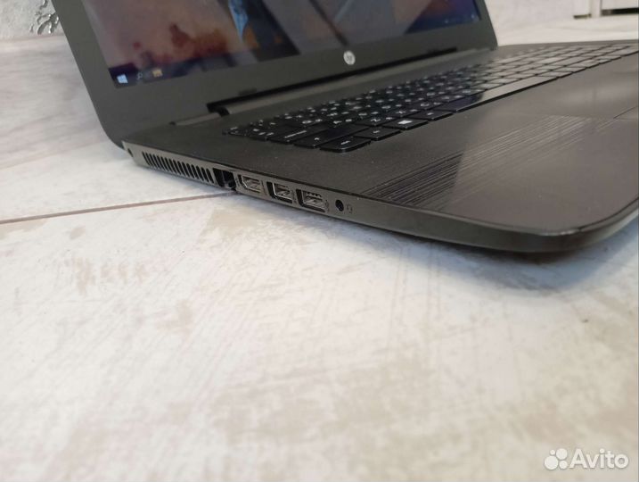 Огромный 17.3 HP A10 9600P R7 M340