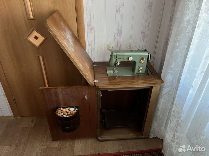 Швейная машинка бу Veritas