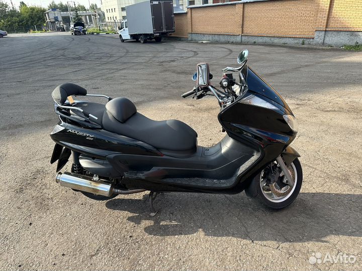 Yamaha majesty 400