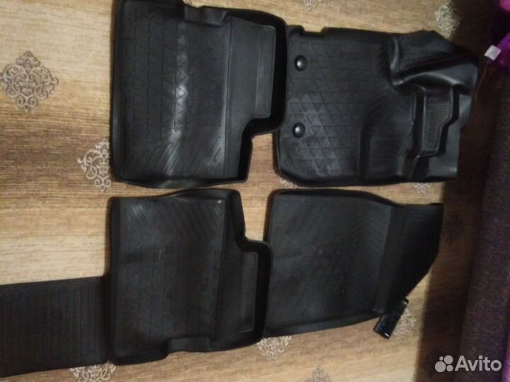 Полики Renault Аркана