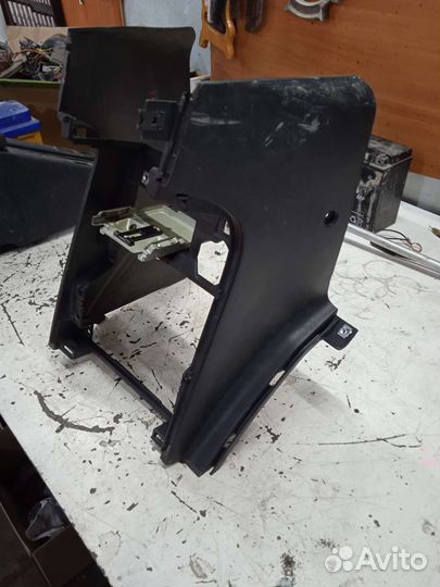 Центральная консоль Nissan Sunny Ниссан Санни