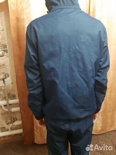 Спортивный костюм