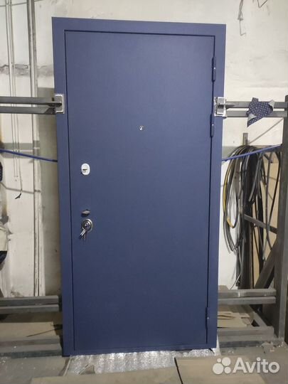 Дверь входная металлическая уличная