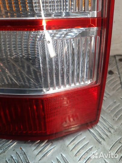 Фонарь задний левый Jeep Compass внедорожник 2.0