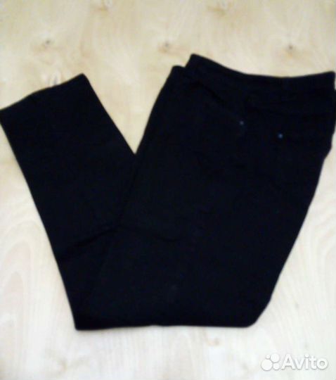 Джинсы стрейч новые, черного цвета 46-48 р