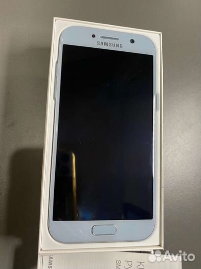 Телефон Samsung galaxy a5 2017