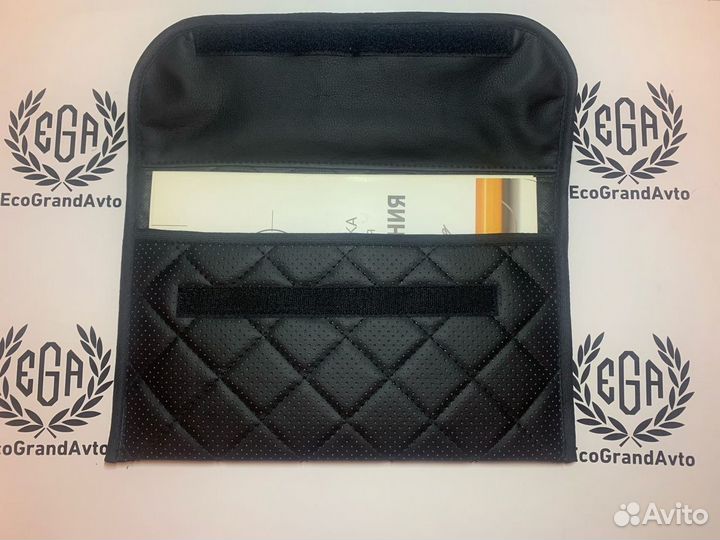 Папка для документов с вышивкой