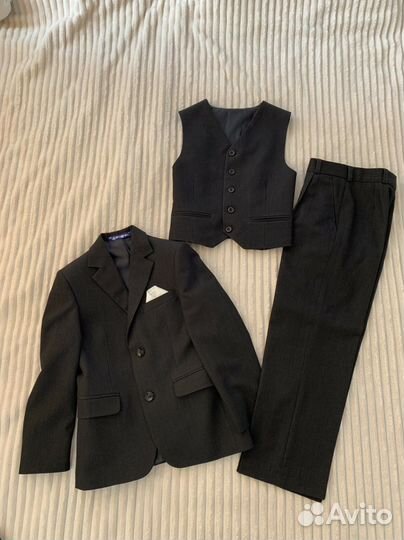 Школьный костюм