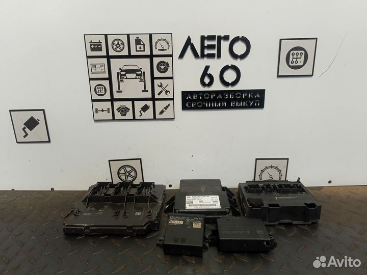 Блок электронный для VW Passat CC