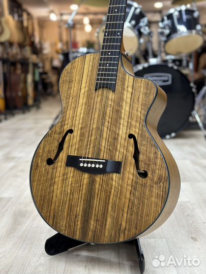 Гитара акустическая