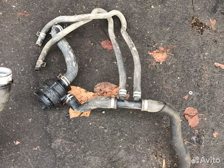 Патрубки охлождения Мерседес мл гл 164 273 мотор