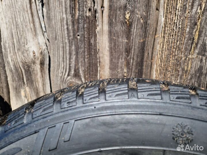 Maxxis ArcticTrekker NP3 185/65 R15