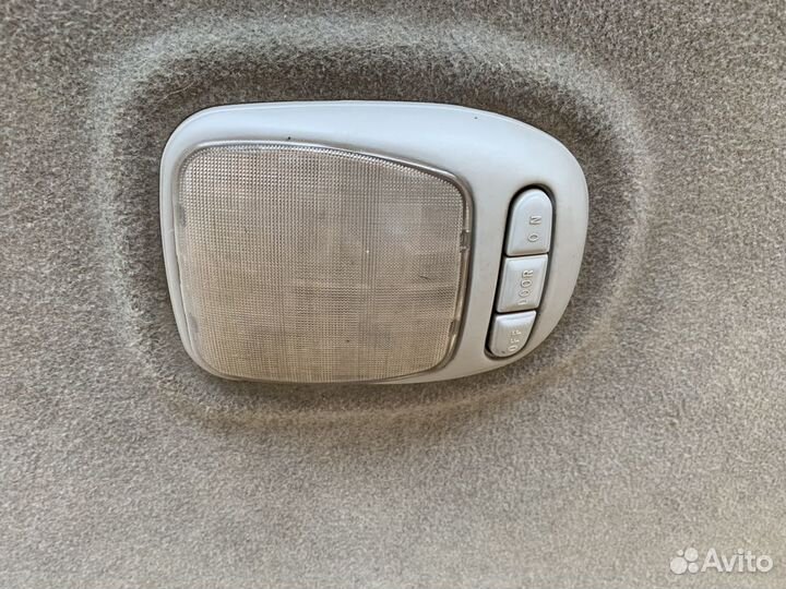 Плафон салона киа спортейдж 1