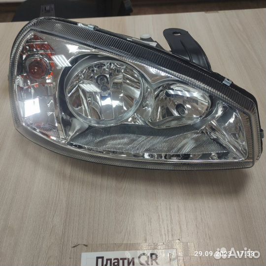 Фара правая Лада Калина