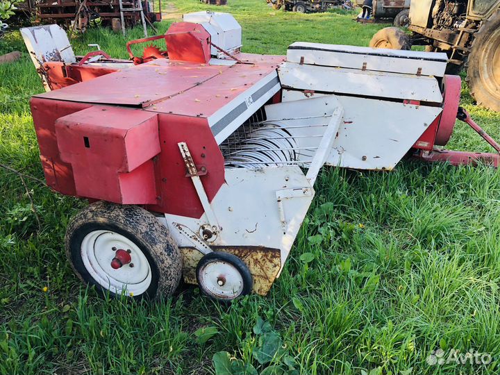 Пресс-подборщик International 553, 1990