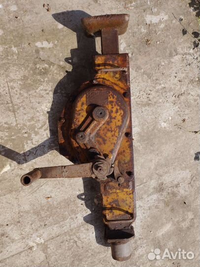 Домкрат реечный