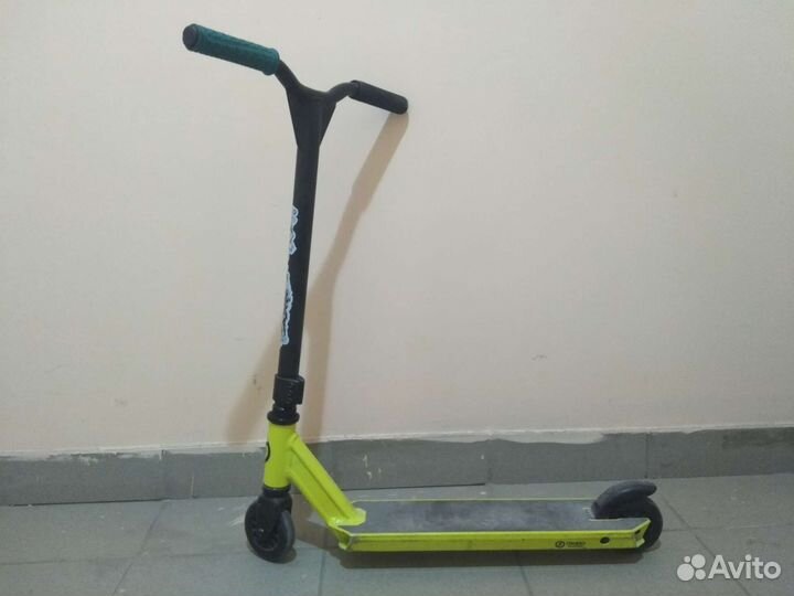 Трюковой самокат для мальчика
