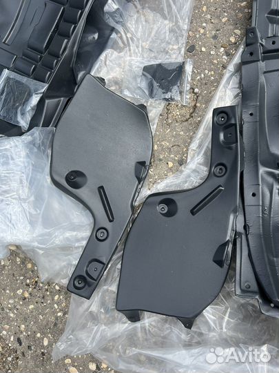 Подкрылки Toyota Land cruiser 300