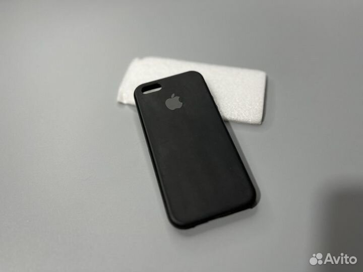 Чехол на iPhone 5 5s se