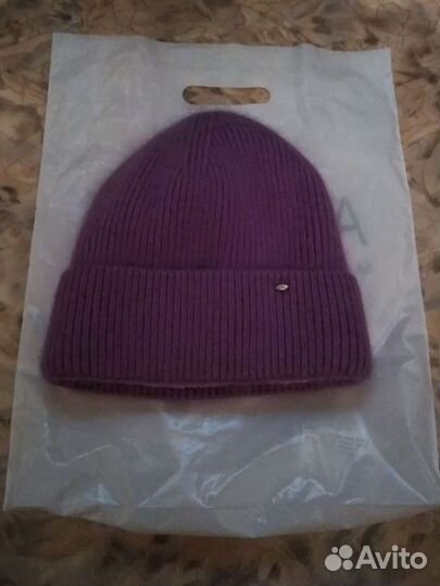 Шапка женская вязаная