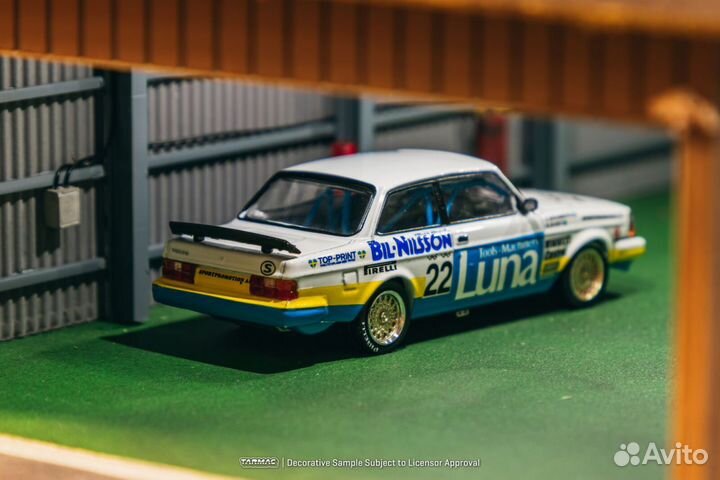 Tarmac Works - Volvo 240 Turbo