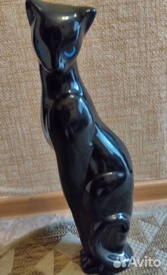 Керамическая статуэтка-копилка кошка