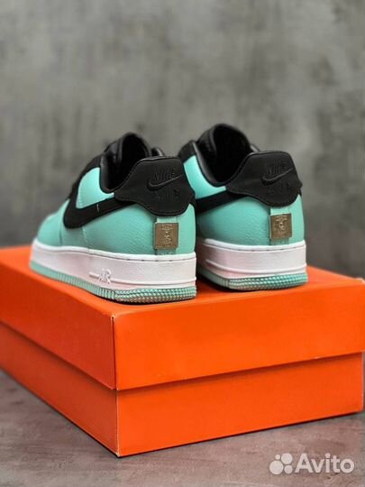 Кеды Nike Air Force 1 x Tiffany