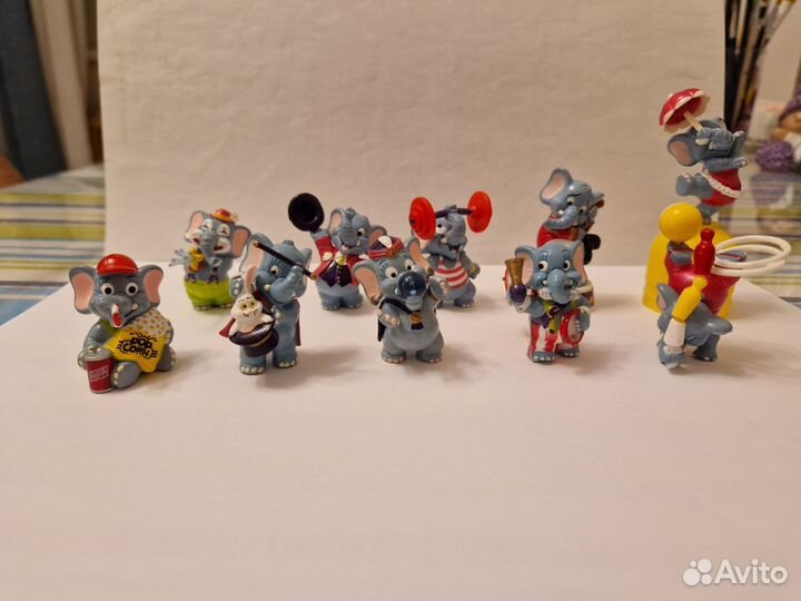 Киндер сюрприз Слоны в цирке