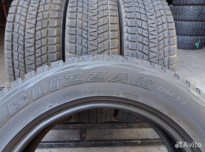 Bridgestone Blizzak DM-V1 225/65 R18