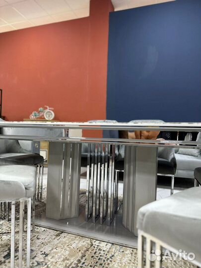 Кухонный стол