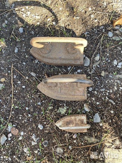 Старинные утюги