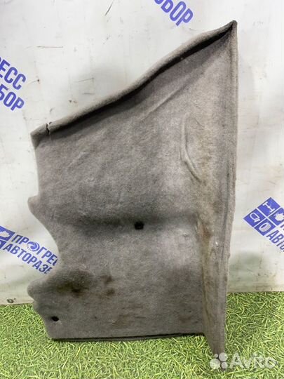 Обшивка багажника левая Bmw E39 седан 2.5 M52 1997