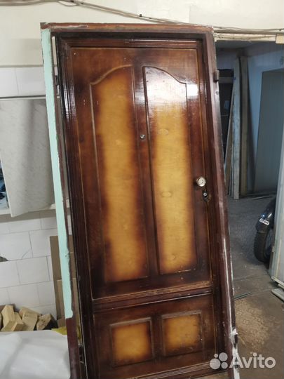 Металлическая дверь бу