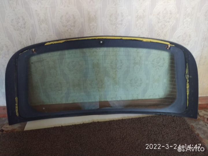 Стекло на заднюю дверь