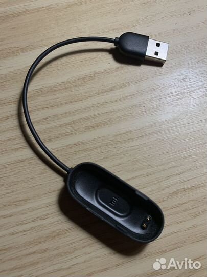 Смарт браслет Xiaomi Mi Band 4