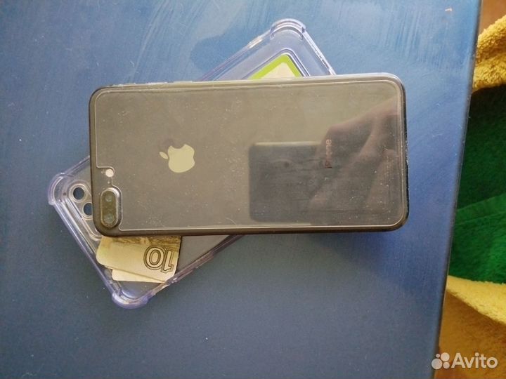 iPhone 8 Plus, 64 ГБ